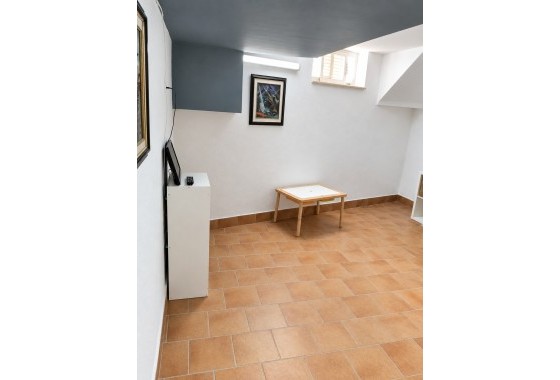 Herverkoop - Vrijstaande villa -
Almoradí - Heredades