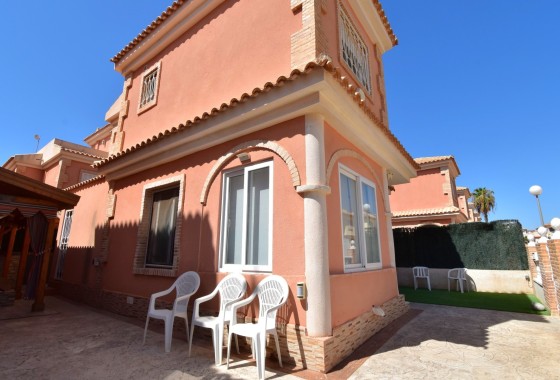Resale - Detached Villa -
Orihuela Costa - Playa Flamenca