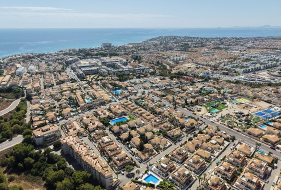 Resale - Detached Villa -
Orihuela Costa - Playa Flamenca