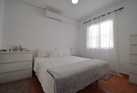 Herverkoop - Halfvrijstaande villa -
Orihuela Costa - Playa Flamenca