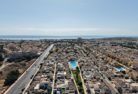 Herverkoop - Halfvrijstaande villa -
Orihuela Costa - Playa Flamenca