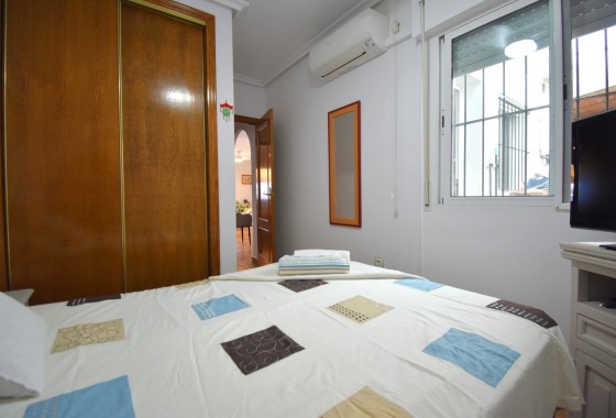 Herverkoop - Halfvrijstaande villa -
Orihuela Costa - La Zenia