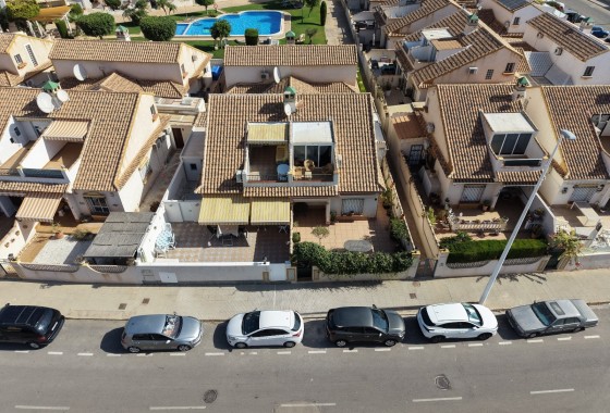 Herverkoop - Halfvrijstaande villa -
Orihuela Costa - La Zenia