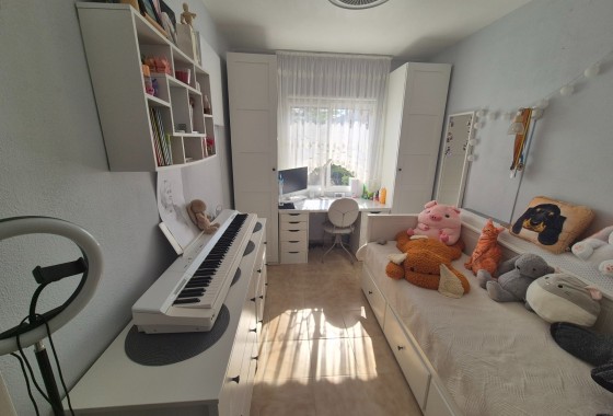 Herverkoop - Appartement / Flat -
Torrevieja - Lago jardin