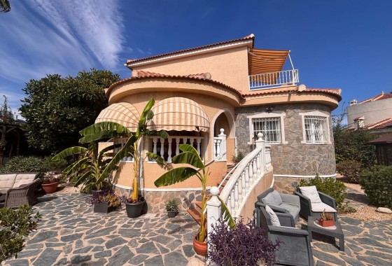 Herverkoop - Vrijstaande villa -
Ciudad Quesada - Rojales - Urbanización Ciudad Quesada