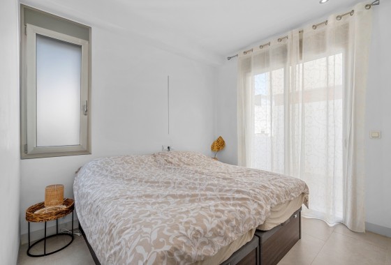 Herverkoop - Vrijstaande Villa -
Orihuela Costa - Villamartín
