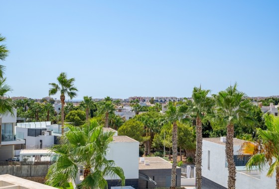 Herverkoop - Vrijstaande Villa -
Orihuela Costa - Villamartín