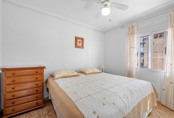 Venta - Chalet Independiente -
Guardamar del Segura