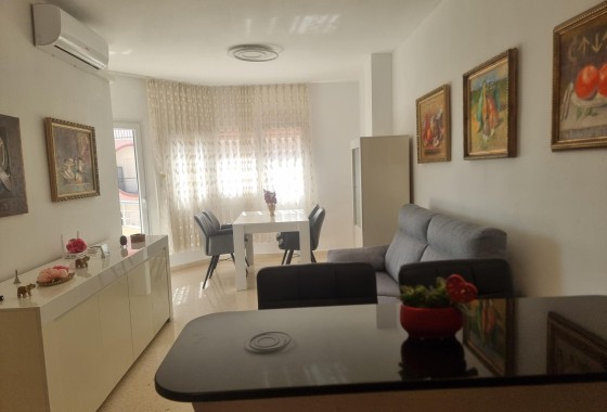 Herverkoop - Appartement / Flat -
Torrevieja - Playa de los Locos