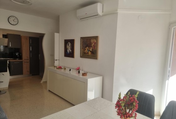 Herverkoop - Appartement / Flat -
Torrevieja - Playa de los Locos