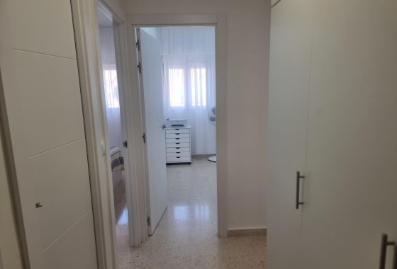 Herverkoop - Appartement / Flat -
Torrevieja - Playa de los Locos