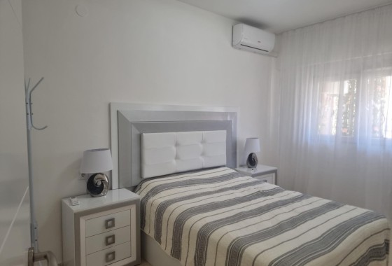 Herverkoop - Appartement / Flat -
Torrevieja - Playa de los Locos
