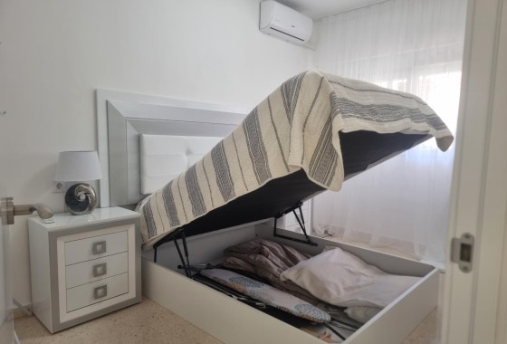 Herverkoop - Appartement / Flat -
Torrevieja - Playa de los Locos