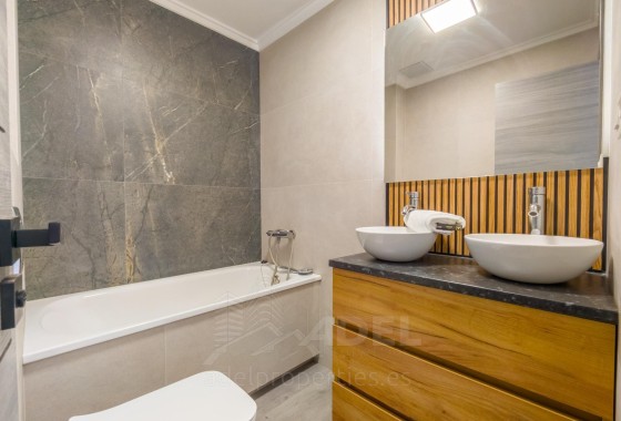Wiederverkauf - Wohnung / Apartment -
Torrevieja - Parque de las Naciones