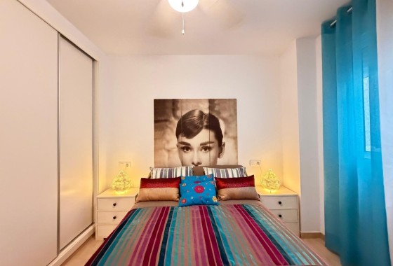 Revente - Appartement -
Torrevieja - Paseo Maritimo