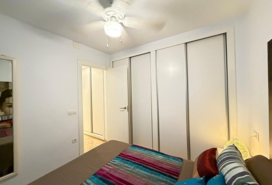 Revente - Appartement -
Torrevieja - Paseo Maritimo