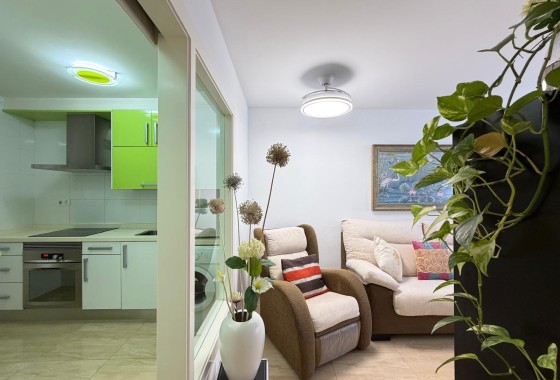 Revente - Appartement -
Torrevieja - Paseo Maritimo