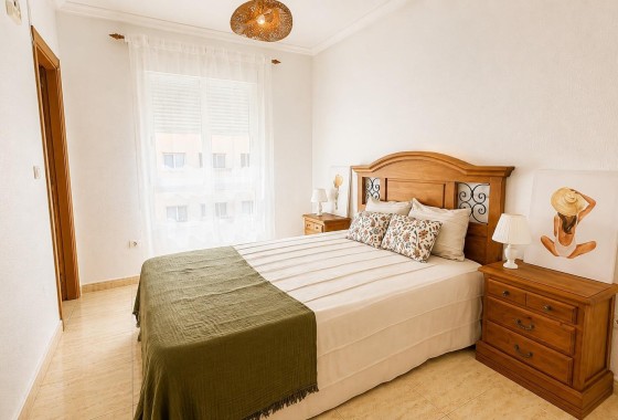 Herverkoop - Appartement / Flat -
Torrevieja - Parque de las Naciones