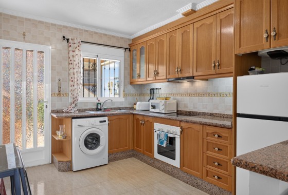 Herverkoop - Vrijstaande Villa -
Orihuela Costa