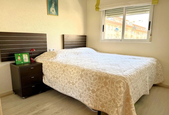 Revente - Appartement -
Torrevieja - El molino