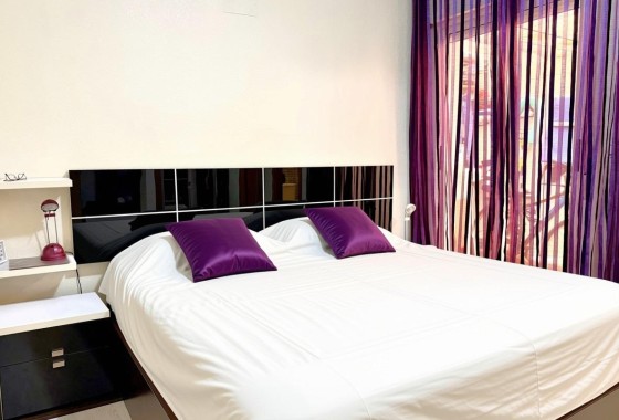 Revente - Appartement -
Torrevieja - El molino