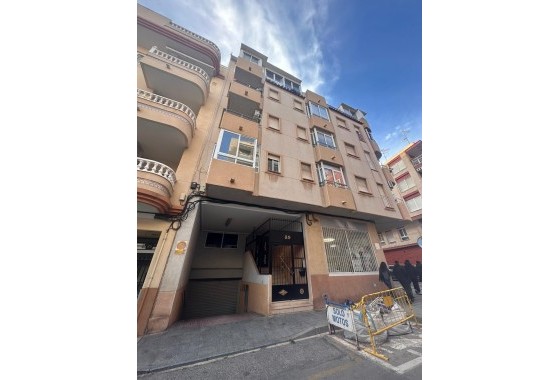 Herverkoop - Appartement / Flat -
Torrevieja - Playa del Cura