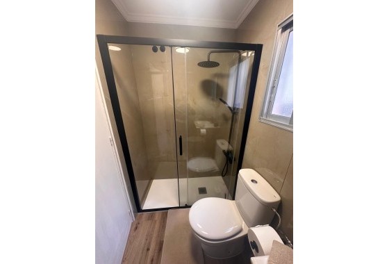 Herverkoop - Appartement / Flat -
Torrevieja - Playa del Cura