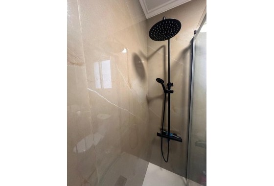 Herverkoop - Appartement / Flat -
Torrevieja - Playa del Cura