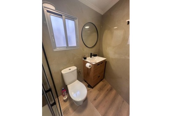Herverkoop - Appartement / Flat -
Torrevieja - Playa del Cura