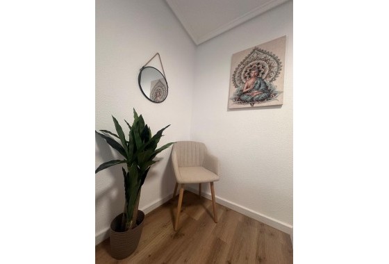 Herverkoop - Appartement / Flat -
Torrevieja - Playa del Cura