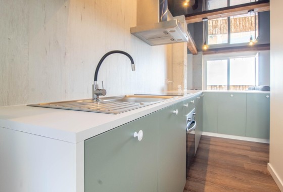 Herverkoop - Appartement / Flat -
Torrevieja - Acequion