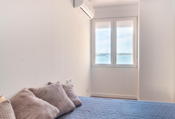Herverkoop - Appartement / Flat -
Torrevieja - Acequion