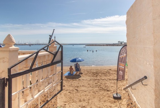 Herverkoop - Appartement / Flat -
Torrevieja - Acequion