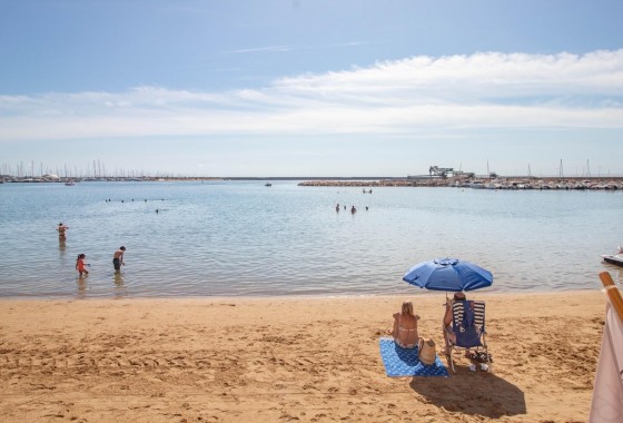 Herverkoop - Appartement / Flat -
Torrevieja - Acequion