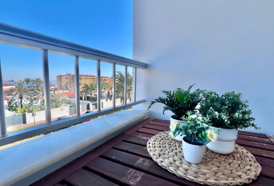 Herverkoop - Appartement / Flat -
Torrevieja - Punta Prima