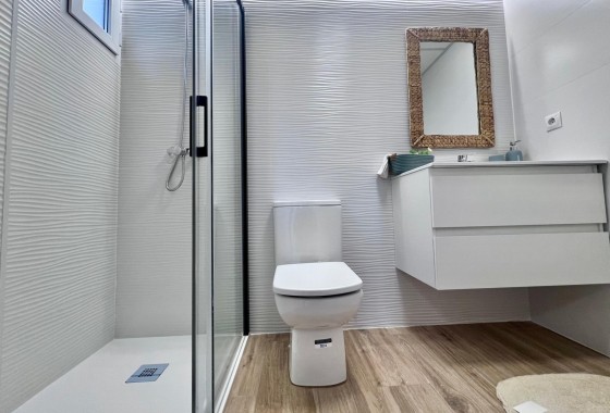 Herverkoop - Appartement / Flat -
Torrevieja - Punta Prima