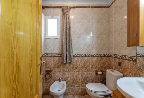Sprzedaż - Apartament / Mieszkanie -
Torrevieja - La Mata