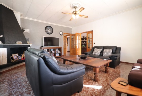 Herverkoop - Finca / Landhuis -
Crevillente - Crevillente - Country
