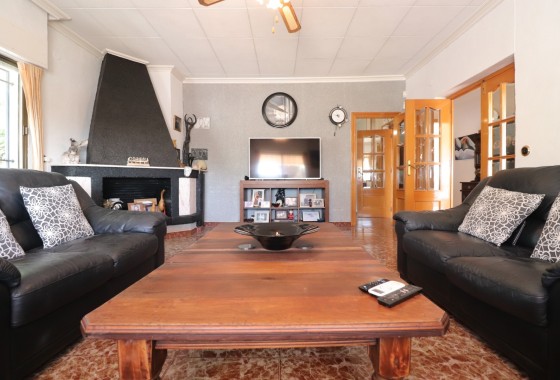 Herverkoop - Finca / Landhuis -
Crevillente - Crevillente - Country