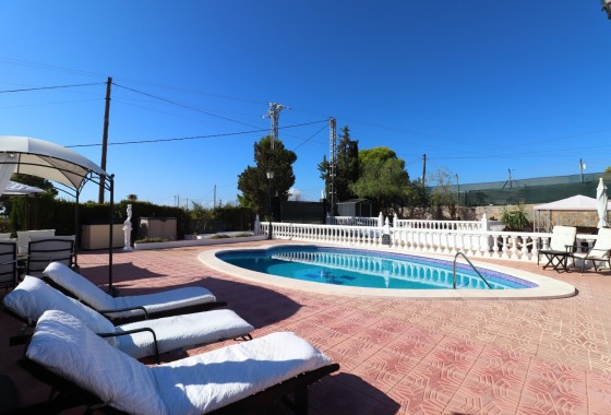 Herverkoop - Finca / Landhuis -
Crevillente - Crevillente - Country