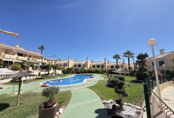 Herverkoop - Rijhuis -
Campoamor - Campoamor Golf