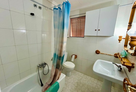 Revente - Appartement -
Torrevieja