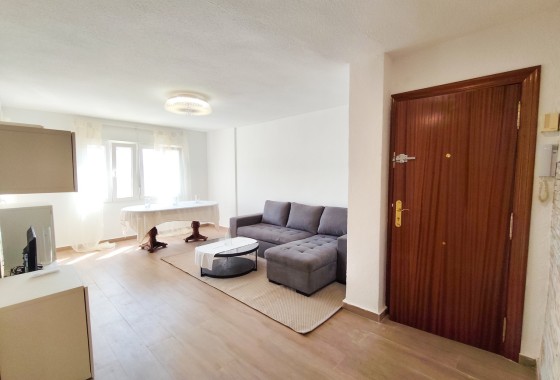 Venta - Apartamento / Piso -
Benijofar