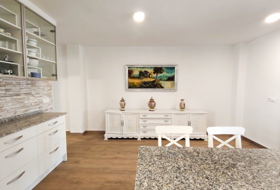 Venta - Apartamento / Piso -
Benijofar