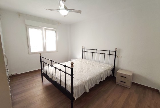 Venta - Apartamento / Piso -
Benijofar