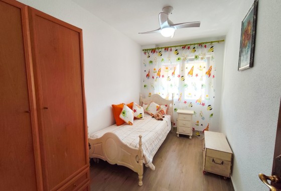 Venta - Apartamento / Piso -
Benijofar