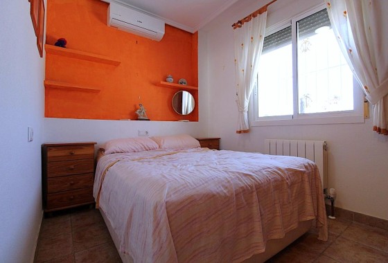 Herverkoop - Vrijstaande Villa -
San Miguel de Salinas