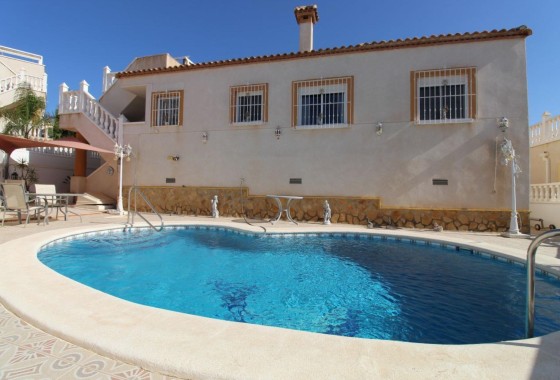 Herverkoop - Vrijstaande Villa -
San Miguel de Salinas