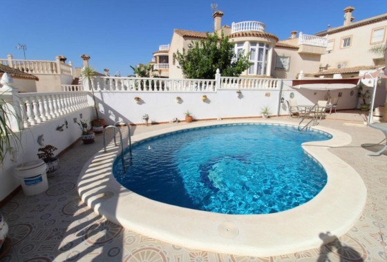 Herverkoop - Vrijstaande Villa -
San Miguel de Salinas