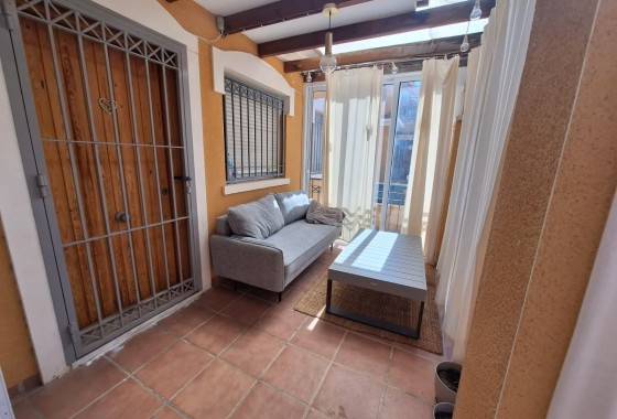 Resale - Apartment / Flat -
Torrevieja - Aguas Nuevas